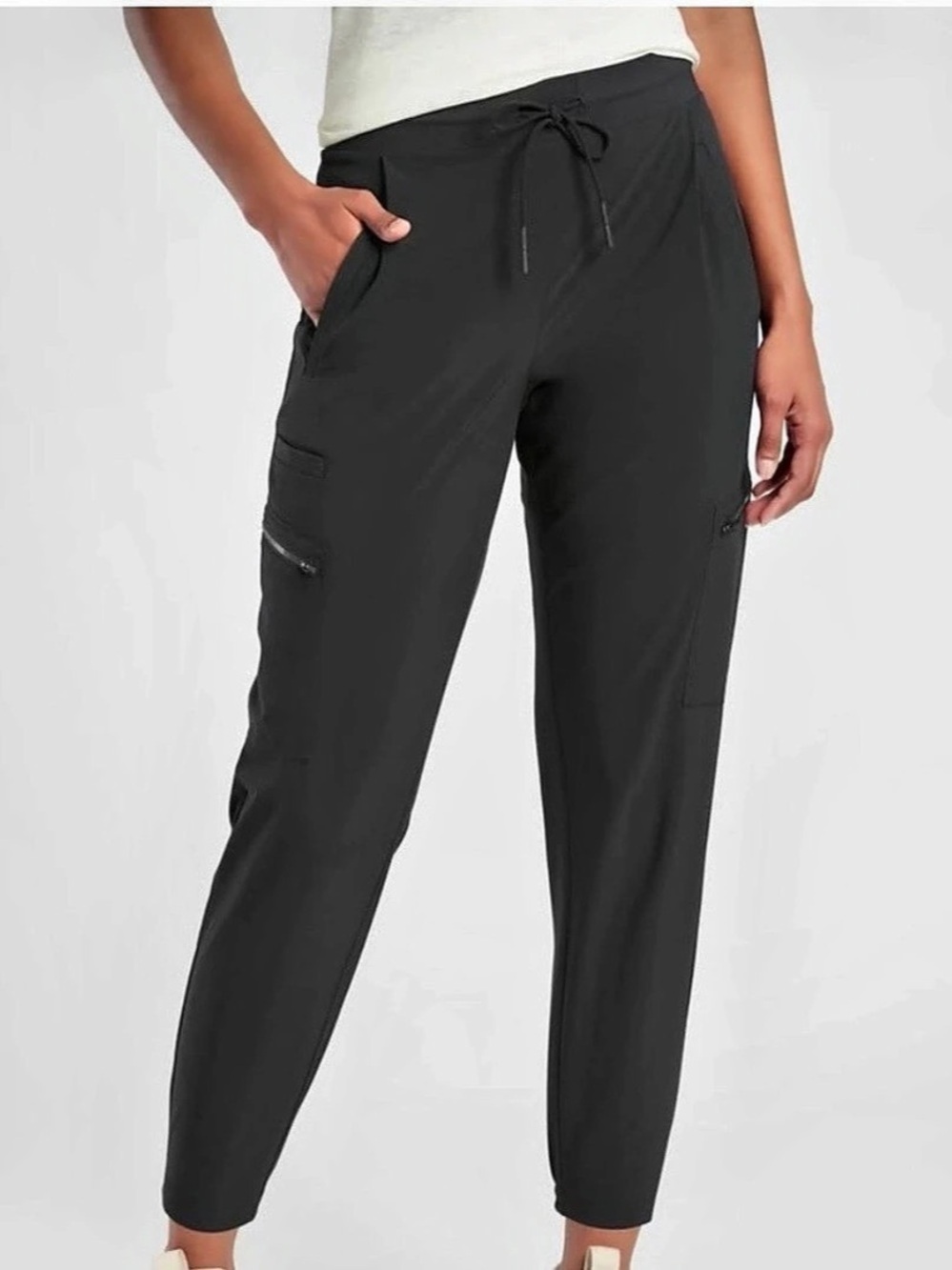 Athleta Venture Pant Black Cargo Jogger Pants Size 2